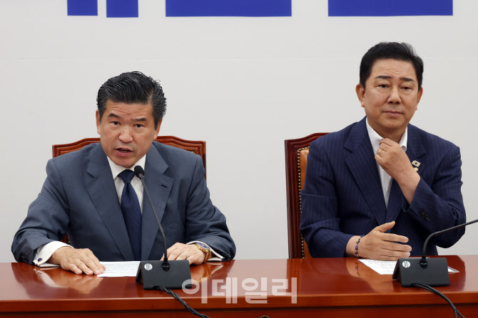 김병기 만난 암참, 노란봉투법에 우려 표명