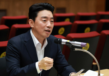 강훈식 "특별감찰관 받아들여야 한다"