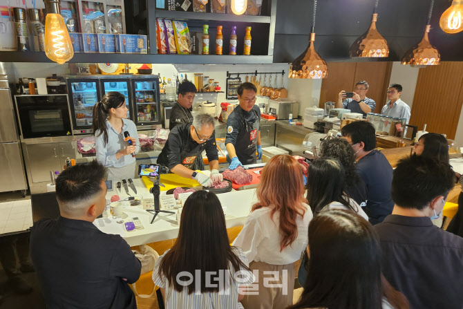 [포토] 전국한우협회, 홍콩 한우 마스터 클래스 교육