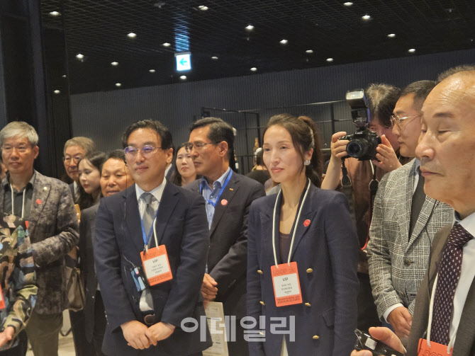 “될성부른 '떡잎' 키운다”…트렌드페어서 본 ‘라이징 K패션’[르포]