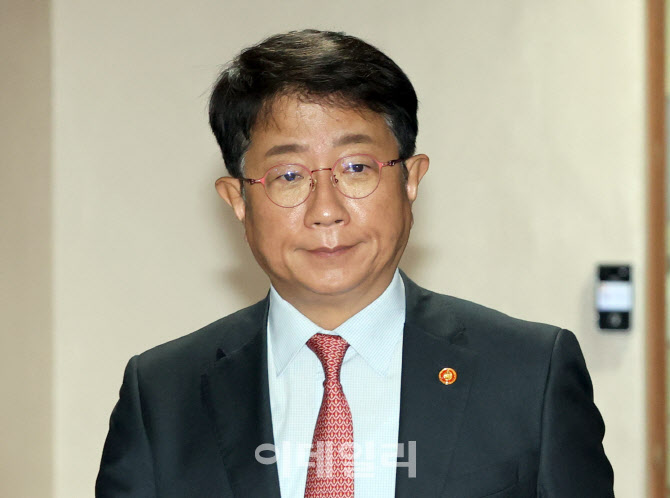 특검, 박상우 전 국토장관 소환…계엄 국무회의 진상 규명