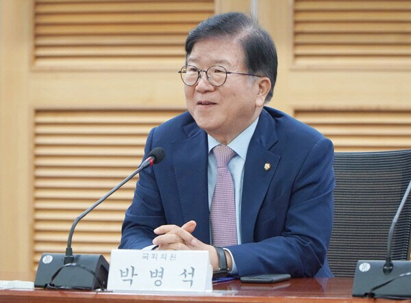 [속보] 李대통령, 24일 中에 특사단 파견…박병석 전 의장이 단장