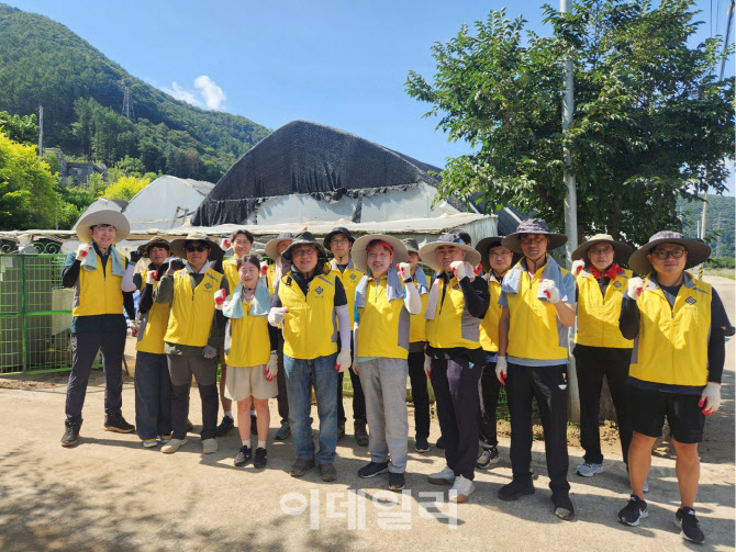 가평군 달려간 경기신보, 봉사와 성금으로 수해 복구 '한마음'
