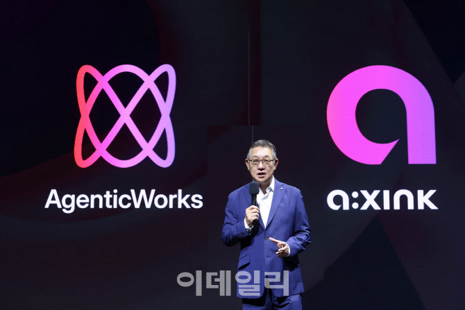 캐나다 ‘코히어’와 AX 개척하는 LG CNS…디스플레이, 연 100억 절감