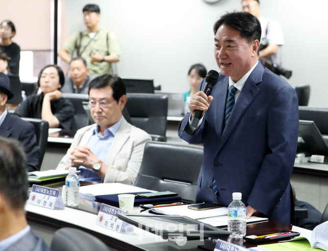 [포토] 대한노인회 발언하는 이석현 고문