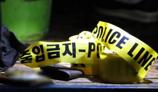 "집에 와달라" 신고한 남편 투신 사망…아내는 흉기에 위독