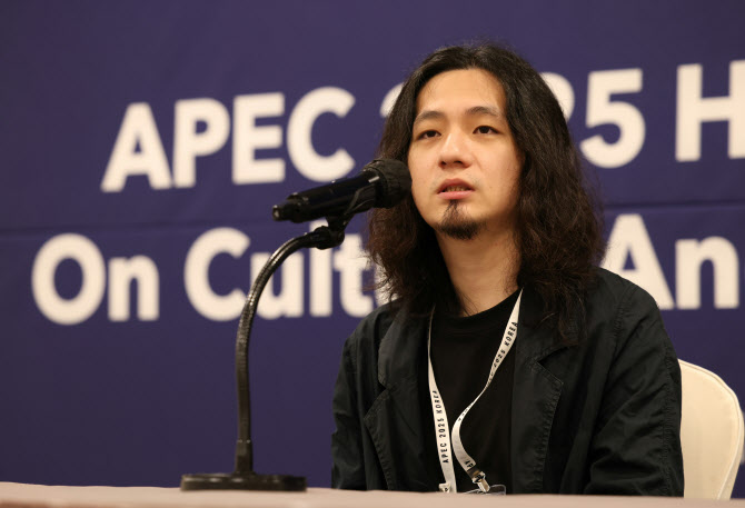 권한슬 영화감독 “AI 영상, 하나의 ‘장르’될 것”