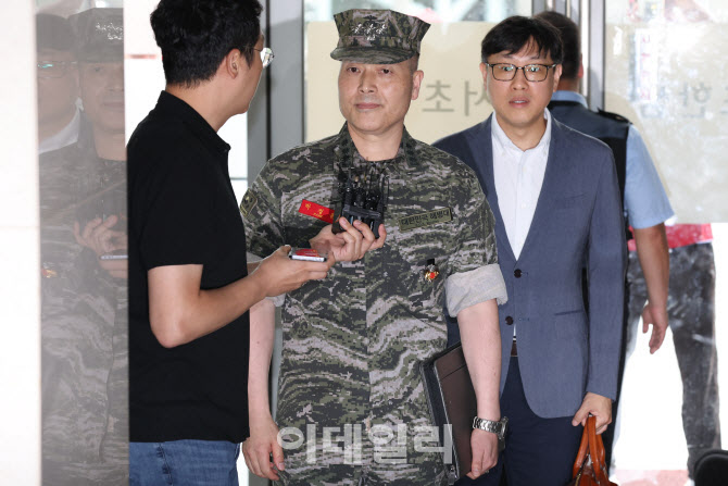 해병 특검, '채 상병 지휘' 前 포7대대장 피의자 소환