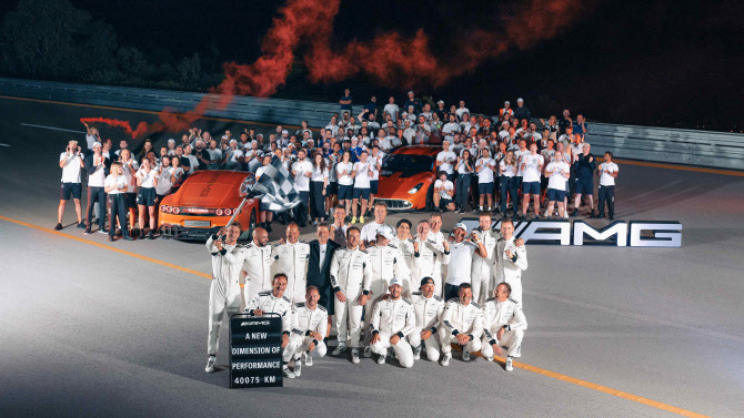 메르세데스-AMG 전기 콘셉트카, 24시간 5489km 주행 신기록