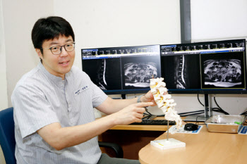 디스크, 참다 간 평생 후회… 수술보다 먼저 해야 할 것