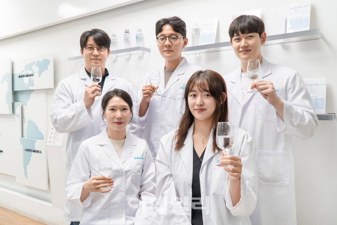 코웨이, 워터소믈리에 교육 프로그램 진행…물맛전문가 '업계 최다'