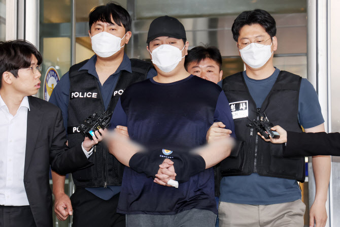 ‘미아동 마트 흉기 살인’ 김성진, 1심 불복…검찰도 항소