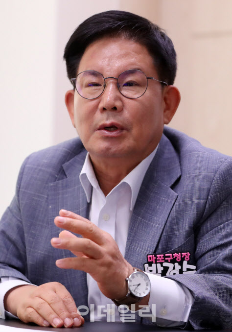 "'효도밥상·레드로드' 정책 성과..서울 자치구 행복도 1위"
