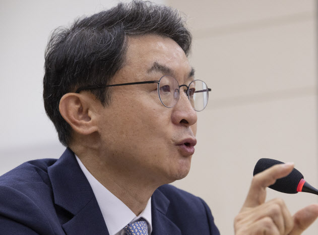 이억원 후보자 “달러 스테이블코인까지 규제할 규제책 준비”