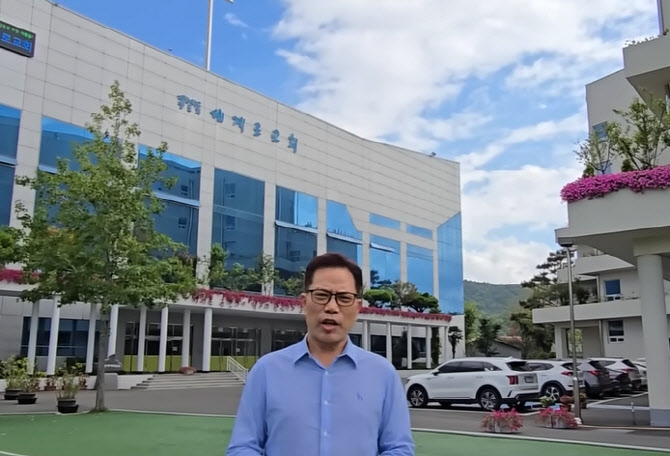 '극우 성향' 손현보 목사 "히틀러 시대"..영장청구에 반발