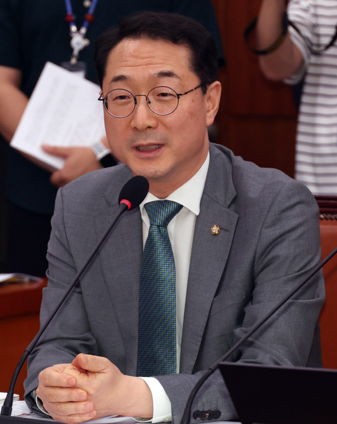 野김건 “美이민국 체포과정 과도해…외교차원서 분명히 짚어야”