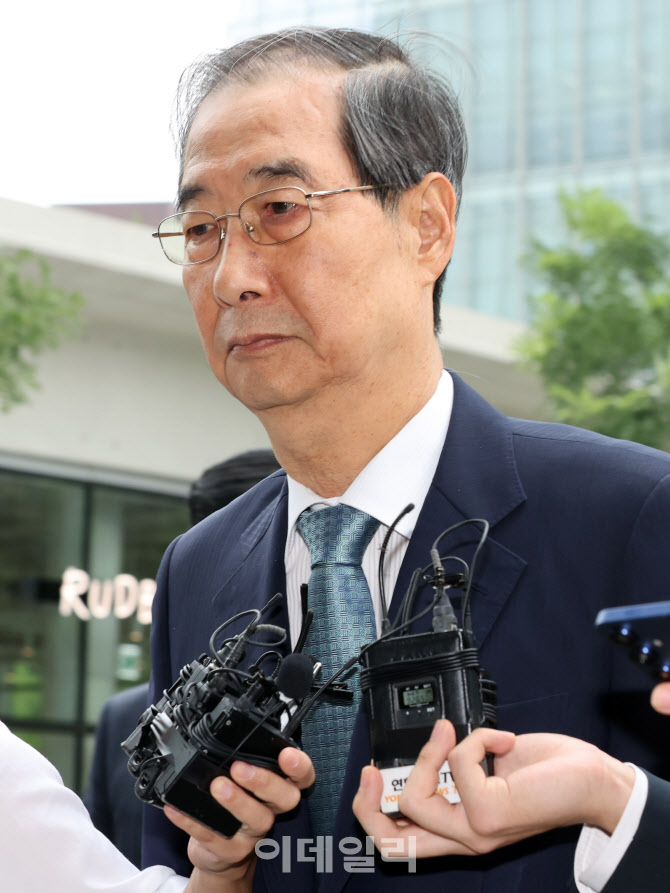 한덕수, '서희건설 사위 인사 청탁' 질문에 묵묵부답[포토]