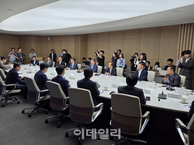 경제계 "상법 개정 등 걱정 많아…보완 입법 논의 필요"