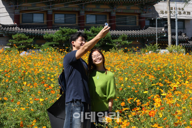 [포토]황금빛 미소