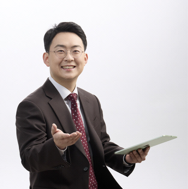 민주당 평당원 최고위원에 38세 박지원 변호사
