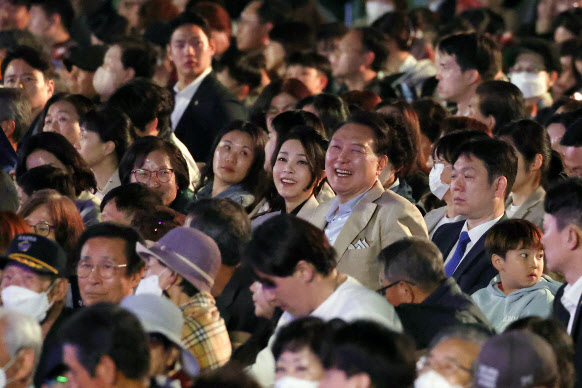 문체부 “대통령실 靑복귀 후, 청와대재단 존치여부 논의중”