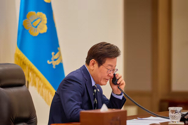 李대통령, 폴란드 총리와 첫 통화…방산·인프라 협력 강화