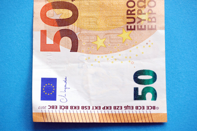 ECB, 예금금리·2.0% 등 기준금리·한계대출금리 '동결'