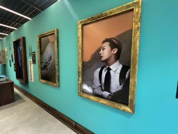 GD-배틀그라운드 만남에 성수동 긴 줄 
