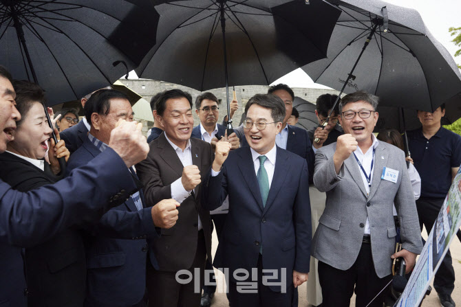 20년 표류 '수원 영화지구' 김동연·이재준 손잡자 벌어진 일