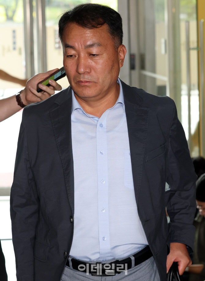 [포토]특검 향하는 김계환 전 해병대 사령관