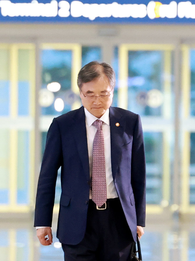 中 관영지, 조현 장관 방문 환영 “관계 개선 여건 조성하길”