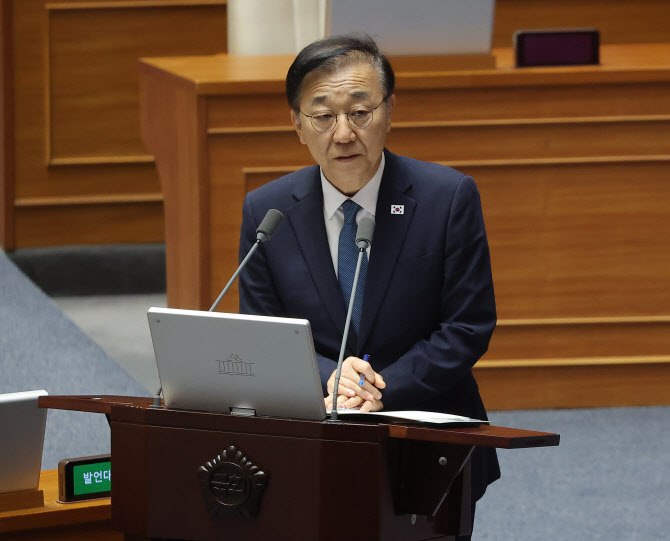 김윤덕 장관 "LH개혁 핵심은 '공공성 강화'…축소 아냐"
