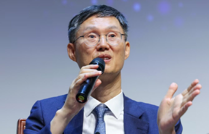 문형배 "尹 구속 취소, 이제라도 시정 여부 검토해야"