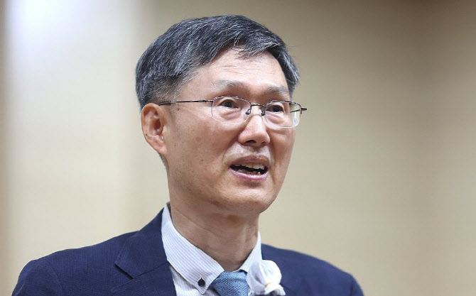 문형배 "윤석열 구속취소 법리상 의문…보통항고 검토해야"