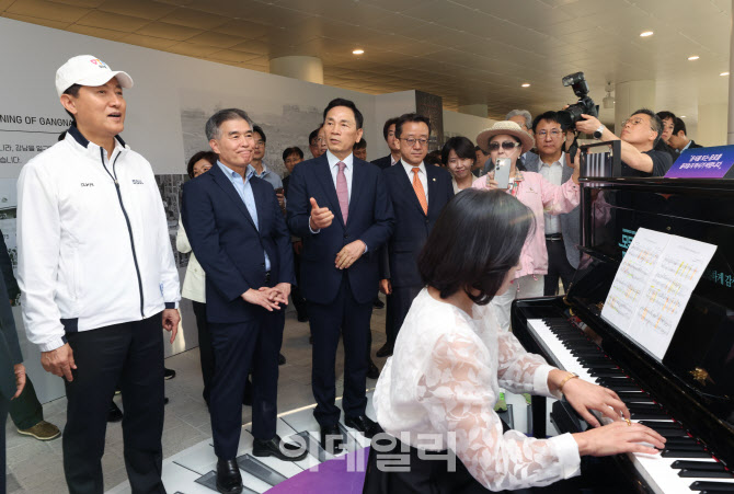 [포토] 강남구, 수변문화쉼터 개관식