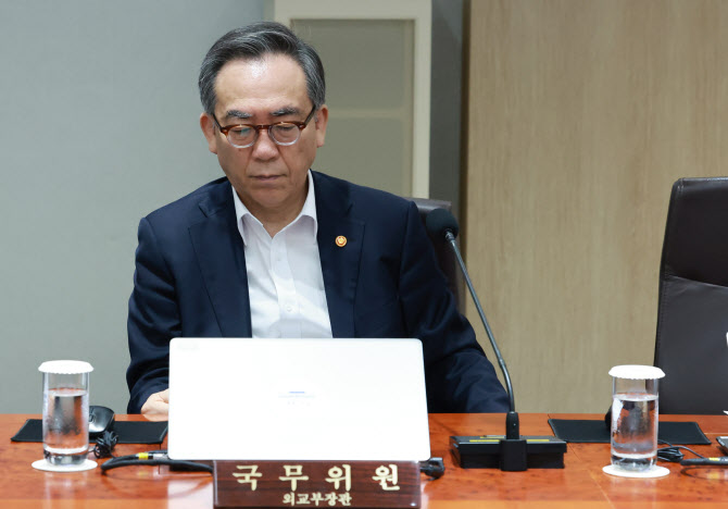 [속보]조태열 전 외교장관, 순직해병특검 피의자 출석