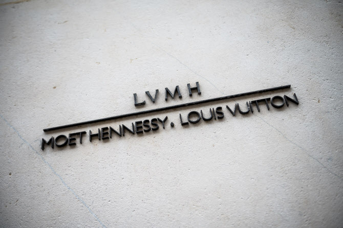 LVMH, 미·중 불확실성 속 한국에 베팅…"변함없는 명품 사랑"