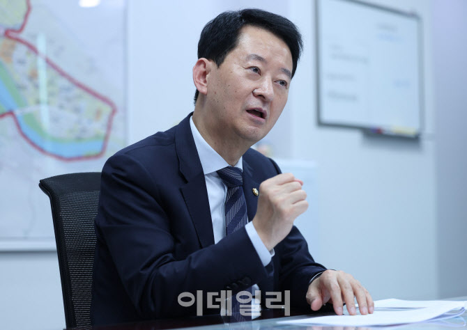 국힘 "與, '李대통령 최측근' 김현지 비서관 방탄…부끄러운 줄 알라"