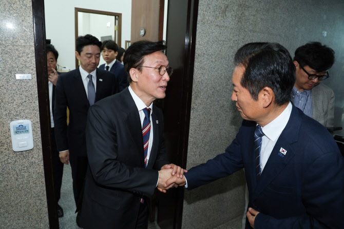 당정, 금융 정부조직 개편 철회키로…긴급 고위당정서 확정(상보)