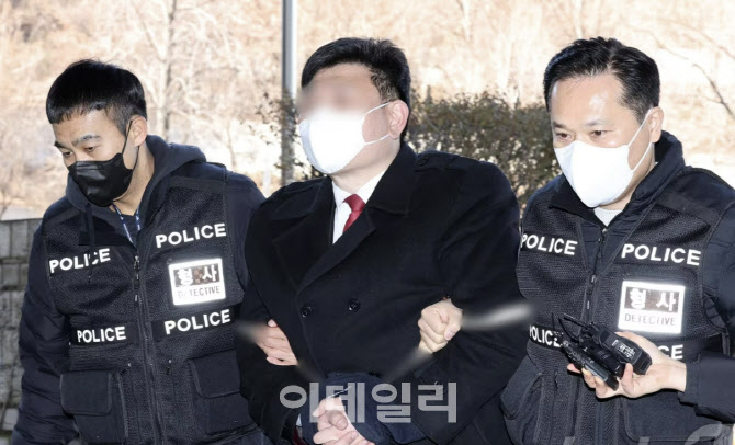 [속보]'캡틴 아메리카' 복장 中대사관 난입, 2심도 징역 1년6월