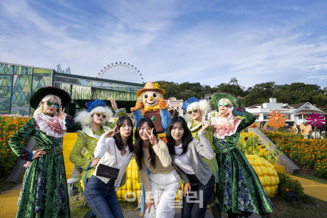 오즈의 마법사에 케데몬까지…에버랜드에 25만 몰렸다