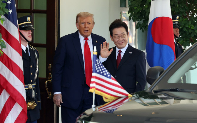 與친명계 최대조직, 트럼프 선불 발언에 “귀신 씻나락 까먹는 소리”