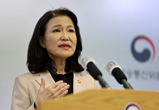 이진숙 “방통위 폐지, 이진숙 축출법…국무회의 의결 후 즉각 헌법소원”
