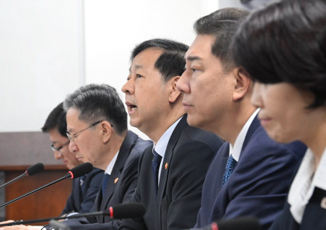 트럭 불법튜닝, 징역형 대신 과태료…경미한 의무위반 합리화