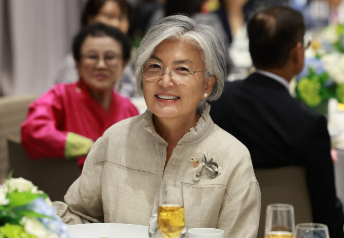 이재명 정부 첫 주미대사, 강경화 전 외교장관 직무 시작