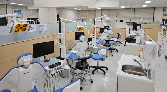 덴티움, 차세대 치과 전문가 육성을 위한 교육 환경 강화