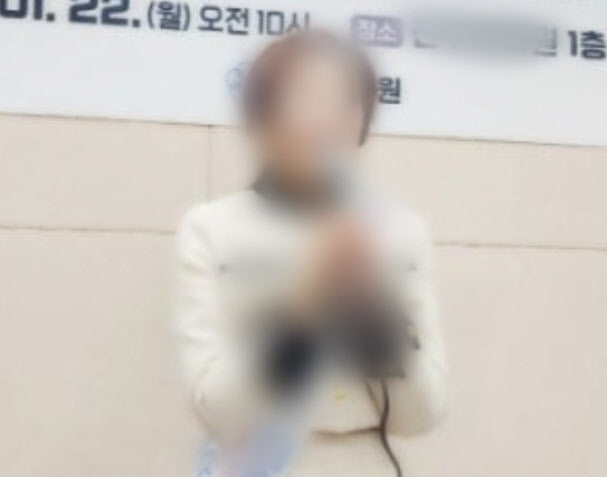 ‘온몸 멍’ 딸 숨지기 전 “병원에 데려가달라”…화상 흔적도