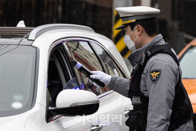 “안전띠 미착용 多”…지난해 암행순찰차에 하루평균 1200건 적발