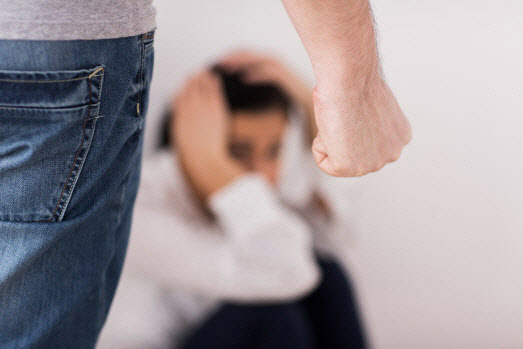 즐거운 한가위 맞아 '욱'…명절 가정폭력 주의보