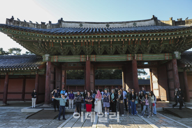 [포토]가을 궁중문화축전-창덕궁 아침 궁을 깨우다